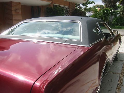 1973 Lincoln Continental Mark IV The opera window treatment of the C pillar