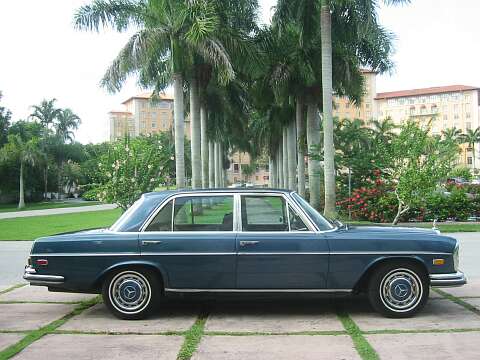 1970 Mercedes-Benz 300SEL 6.3 blue