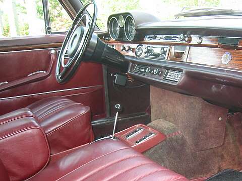 1970 Mercedes-Benz 300SEL 6.3 blue